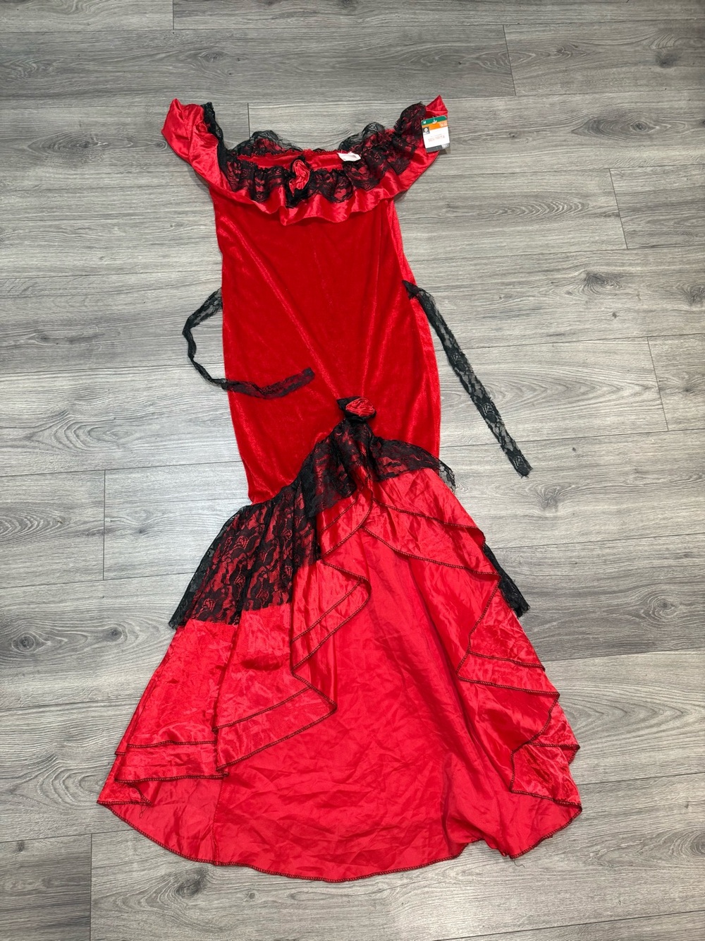 Target Women Red Velvet Off-Shoulder Senorita Day of the dead Halloween costume